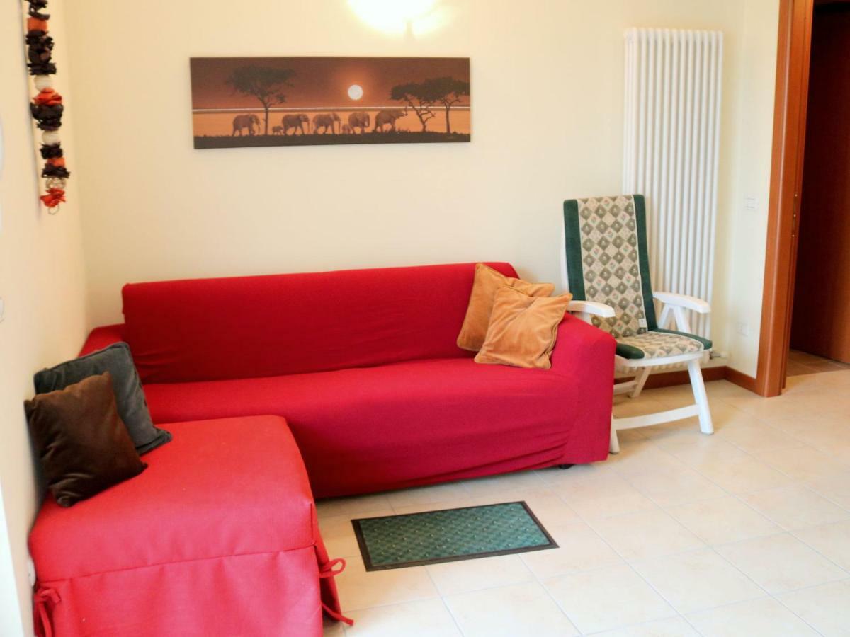 Small Residence Of Only 18 Apartments With Swimming Pool Lazise Exterior photo